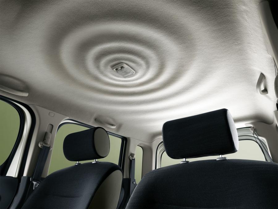  Nissan Cube 2009 года  (фото 53 из 137)